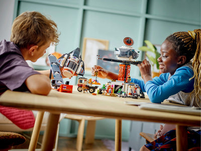 LEGO City Ruimtebasis en Lanceerraket - 60434