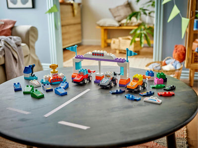 LEGO DUPLO City Raceauto's & Coureurs - 10445