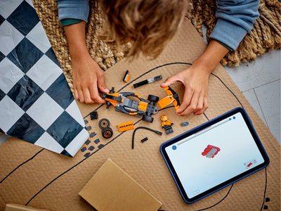 LEGO City McLaren F1 Racewagen met Piloot - 60442