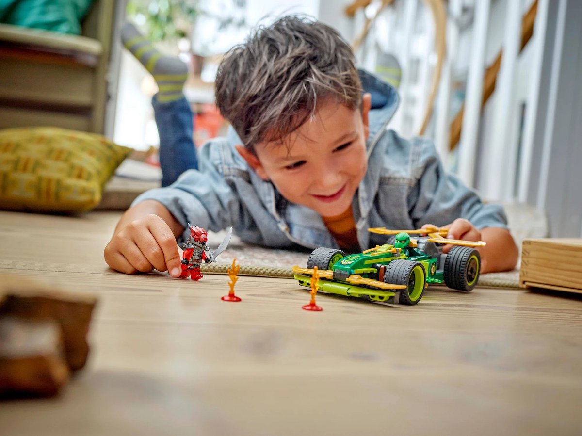 LEGO NINJAGO Lloyds Trekracewagen Set - 71828