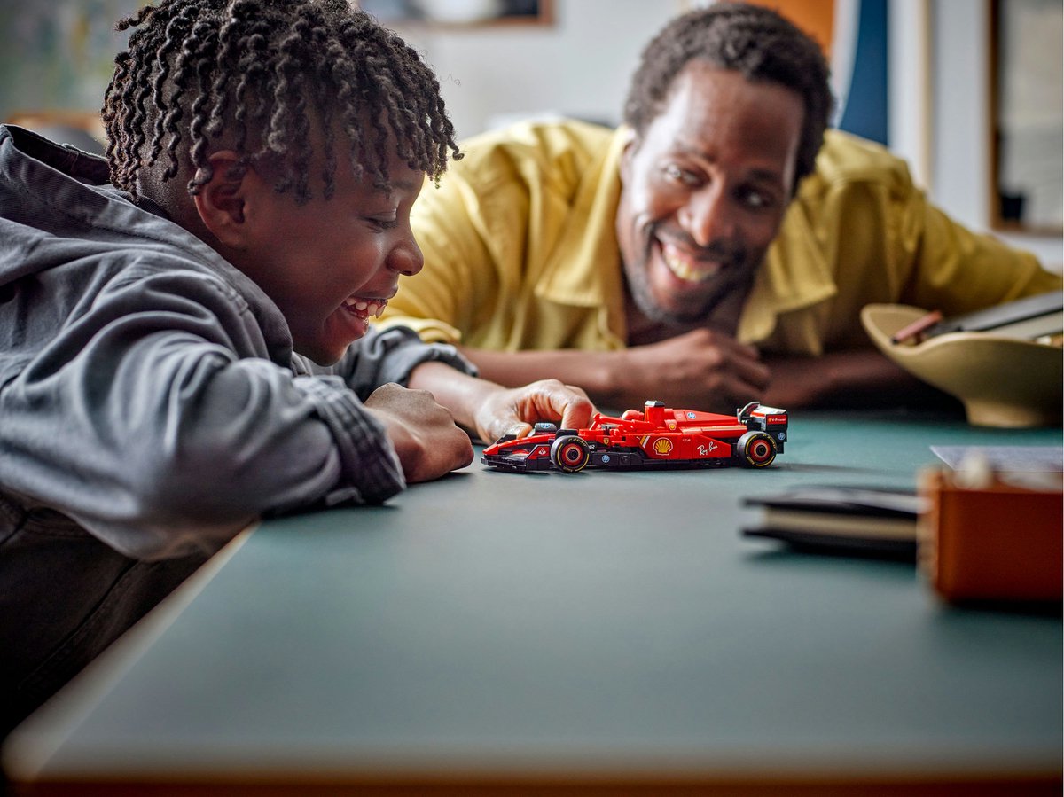 LEGO Speed Champions Ferrari SF-24 F1 Racewagen Set - 77242