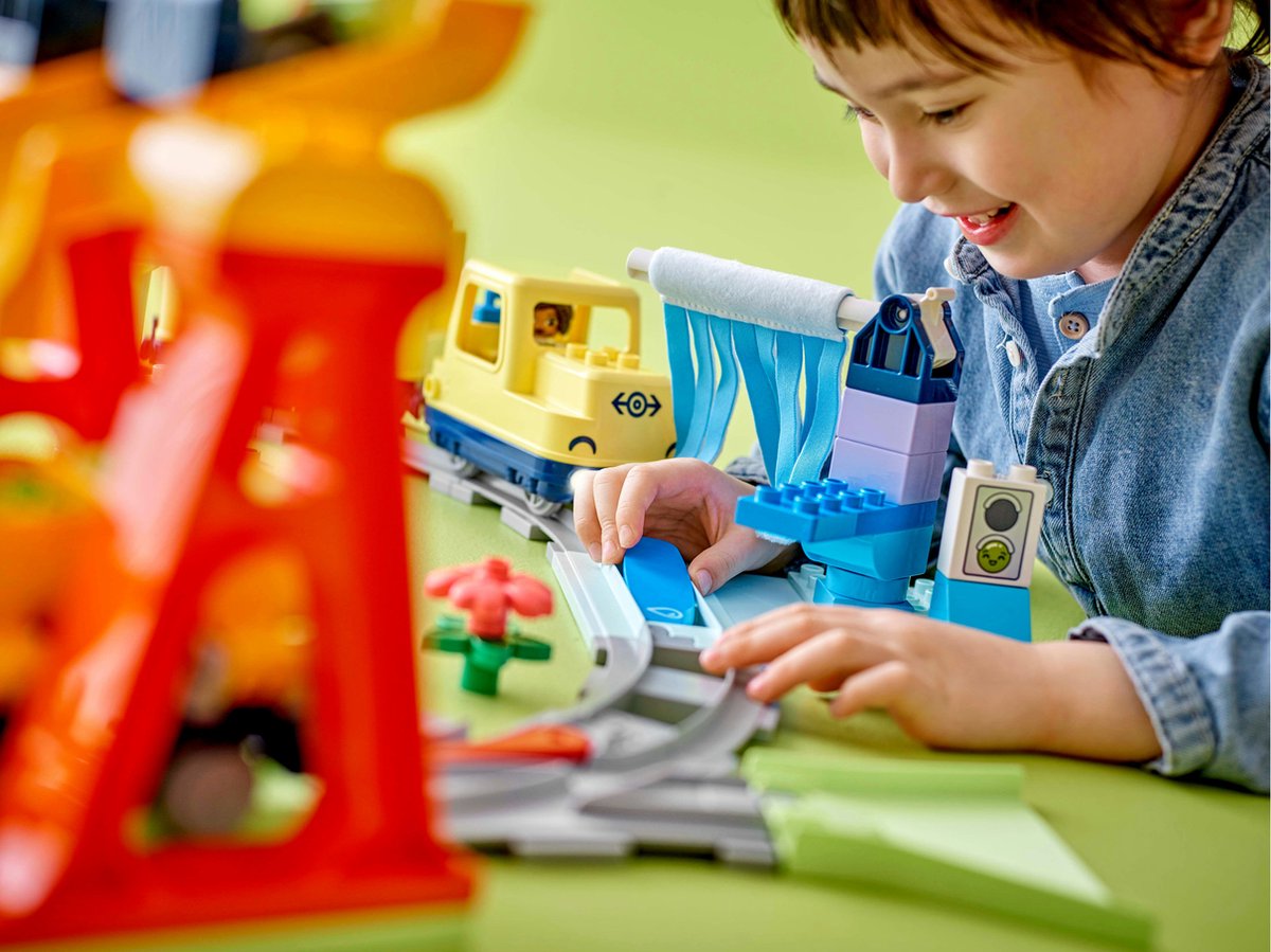 LEGO DUPLO Interactieve Grote Stadstreinset - 10428