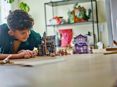 LEGO Harry Potter™ Olivanders™ & Madame Mallekin - 76439