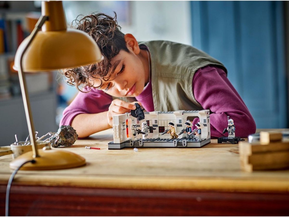 LEGO Star Wars Bordscène Tantive IV - 75387