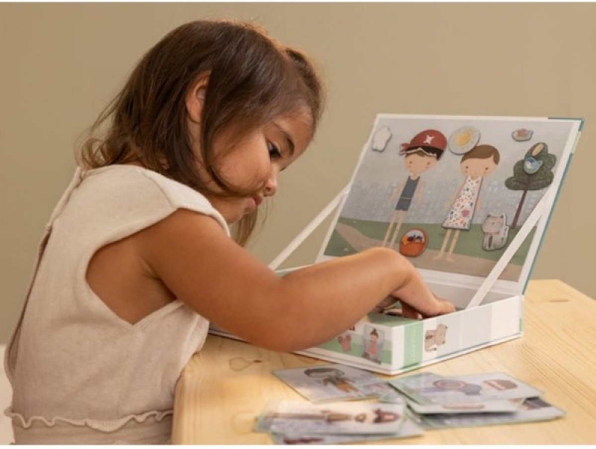 Little Dutch Magnetisch Speelbord Jim en Rosa Figuren Set