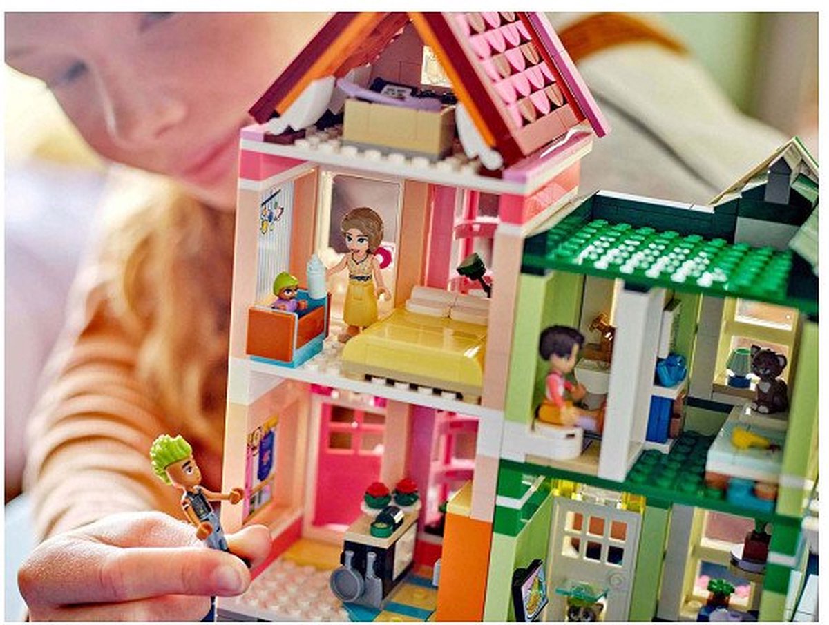 LEGO Friends Heartlake City Appartementen & Winkels - 42670