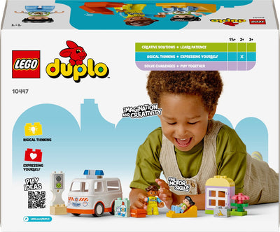 LEGO DUPLO Ambulance met Chauffeur - 10447