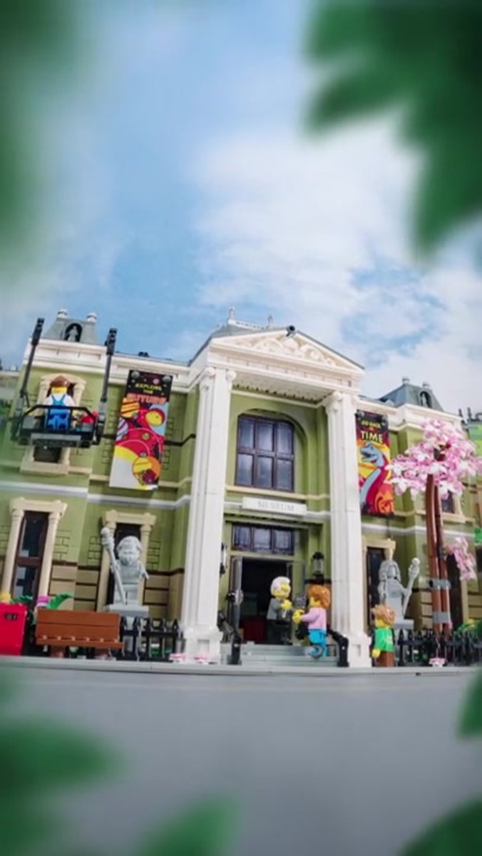 LEGO Creator Expert Natuurhistorisch Museum - 10326