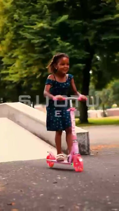 Suotu Kinderstep met LED Verlichting voor Jongens en Meisjes