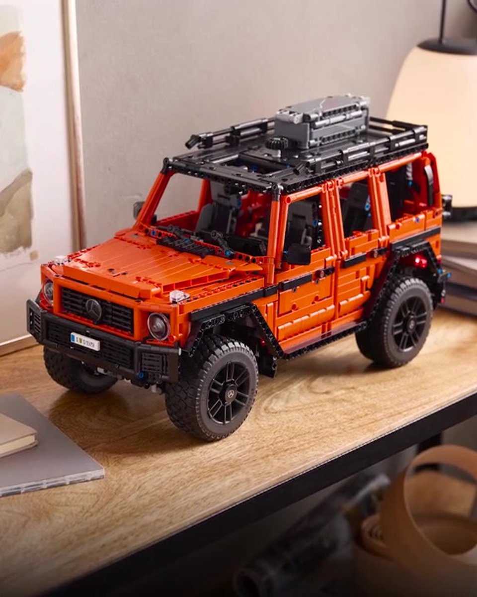 LEGO Technic Mercedes-Benz G 500 4x4 Avonturenvoertuig - 42177