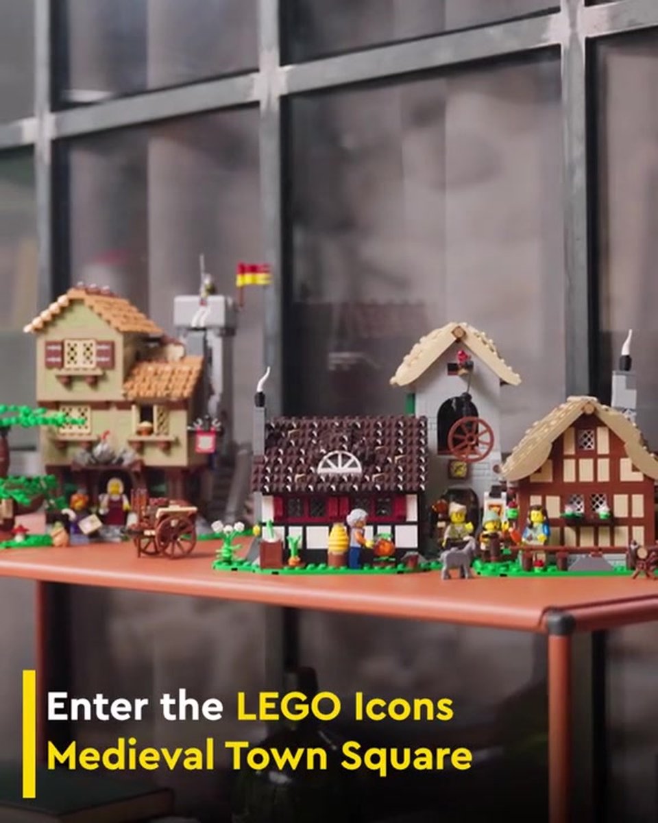 LEGO Icons Middeleeuwse Stad - 10332